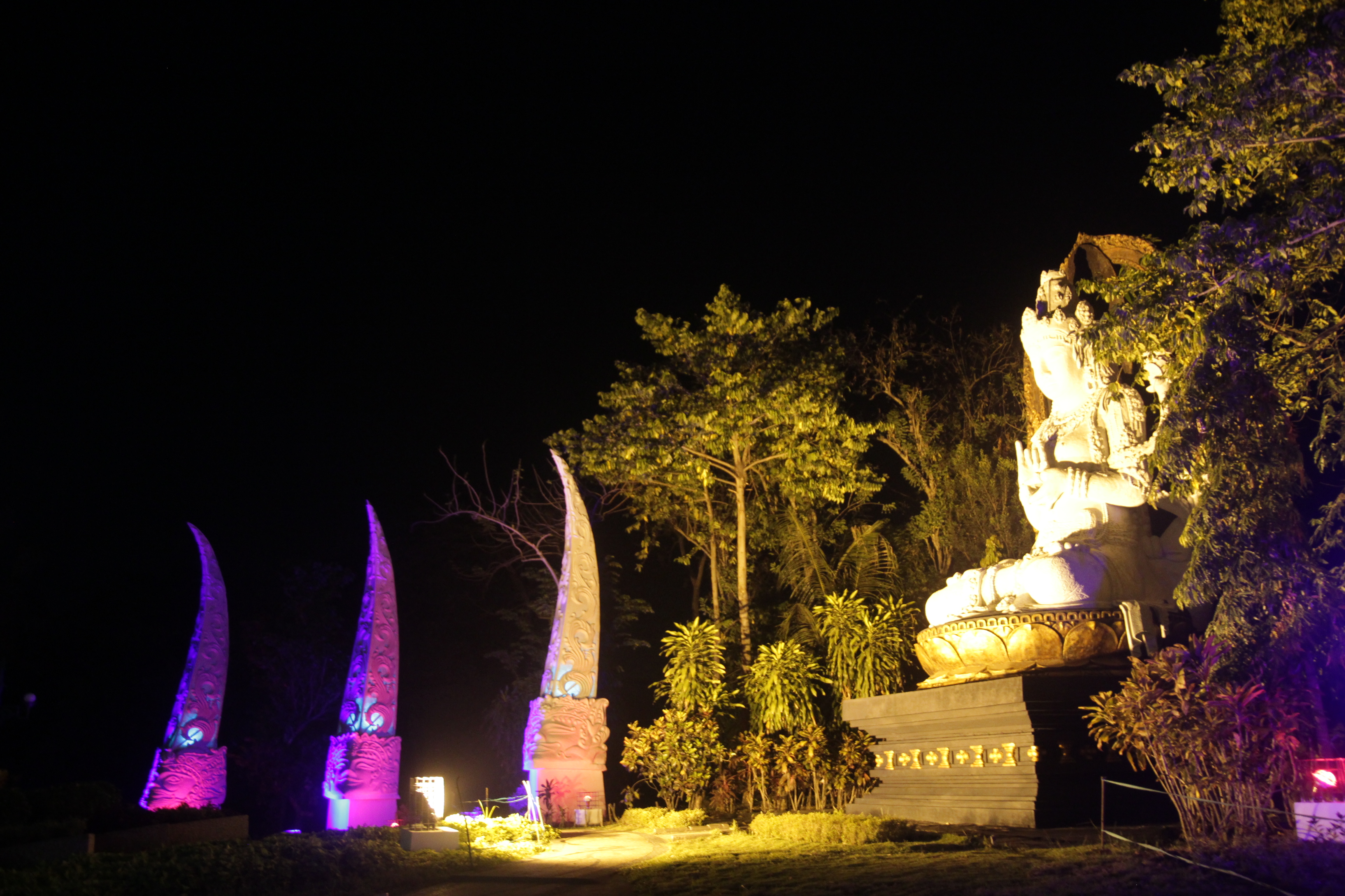 Hero Section Taman Kendedes